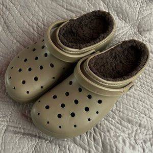 Men’s Sherpa slipper Ozark Trail “crocs”